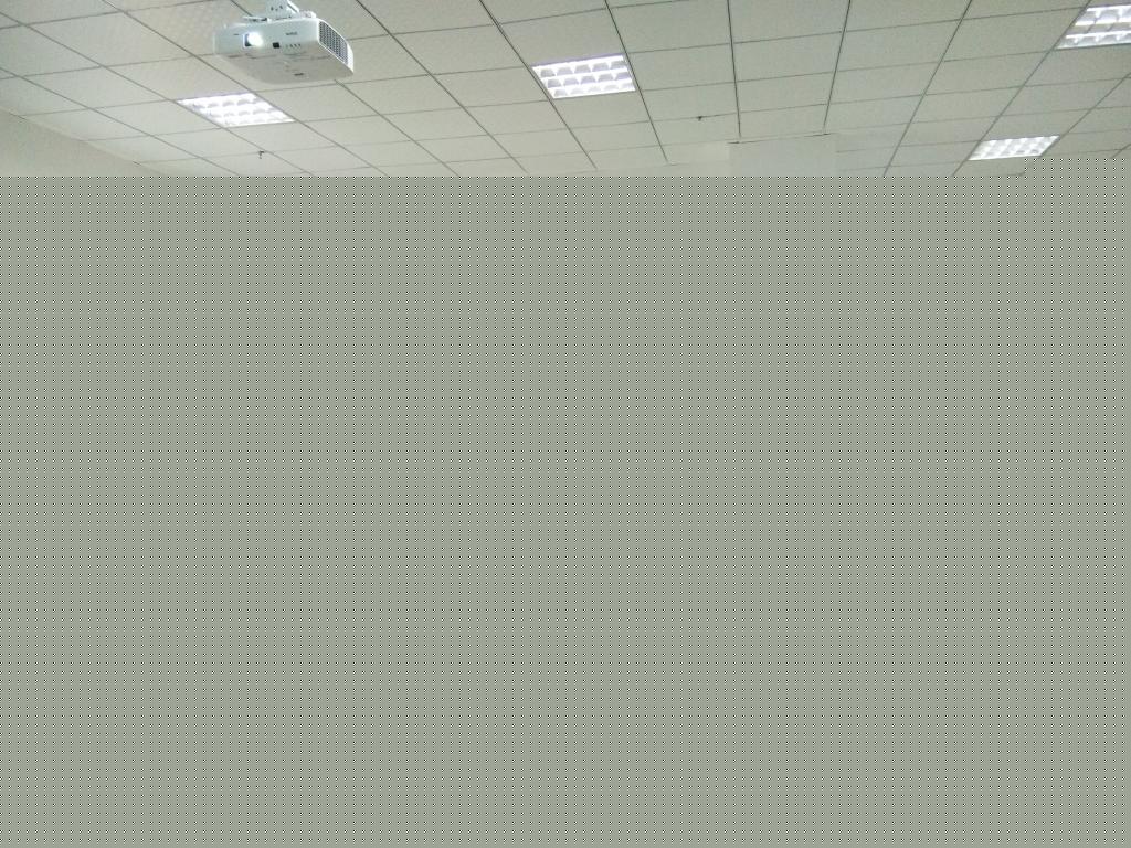 小朋友及家长认真听志愿者讲? vsbhref=
